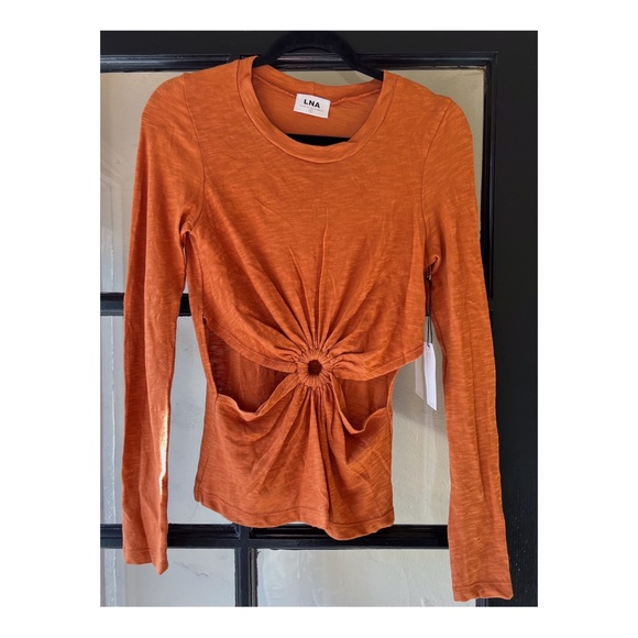 NWT Ginger LNA Crew Neck Cut Out Top - Picture 1 of 6